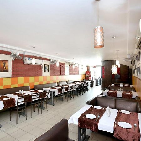 Oyo 9243 Trumpets Hotel アムリトサル エクステリア 写真